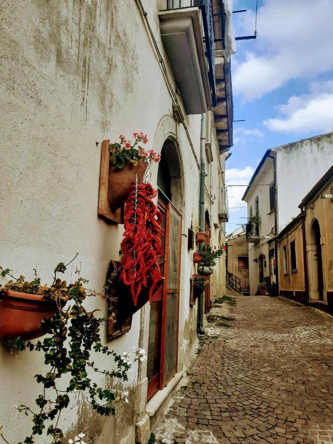 Le Origini Casa In Borgo Tipico Lucano Trivigno Buitenkant foto